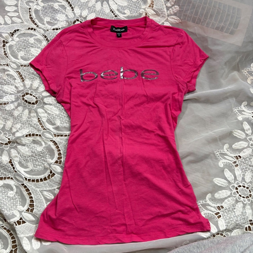 Bebe Y2K Hot Pink Metallic Silver Logo Graphic T-Shirt Size M Made in USA